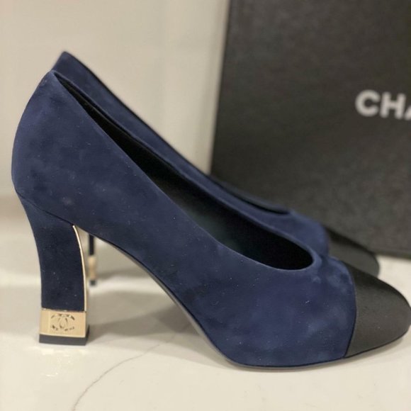 CHANEL, Shoes, Chanel 2a Suede Cap Toe Cc Signature Metal Heel Pumps Shoes